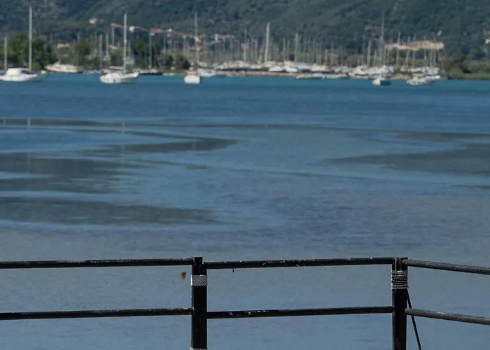 Ionian Memories Yénion